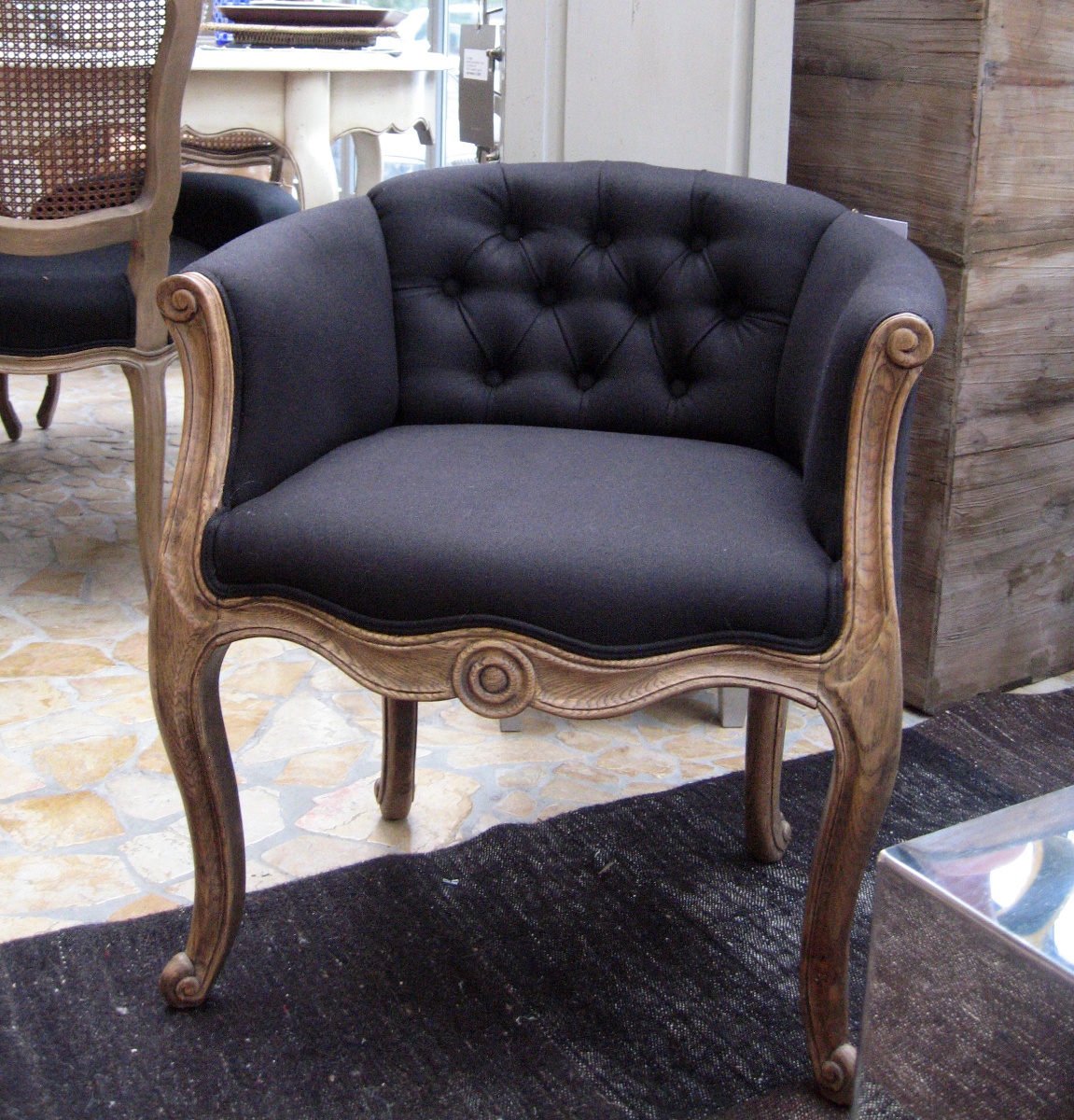 Art. L005 B.L.  cm 65x53xh.70 